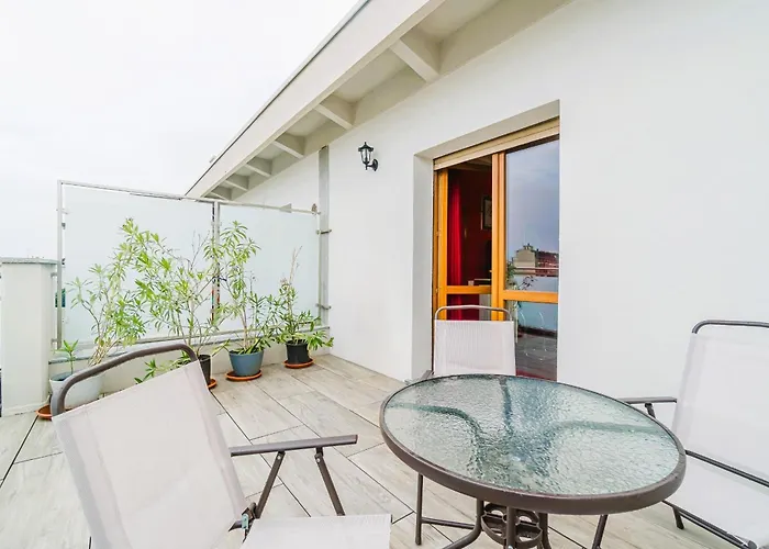 Apartment Guesthost - Mm Carducci Comfy With Terrace *
