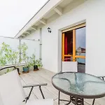 Appartement Guesthost - Mm Carducci Comfy With Terrace *