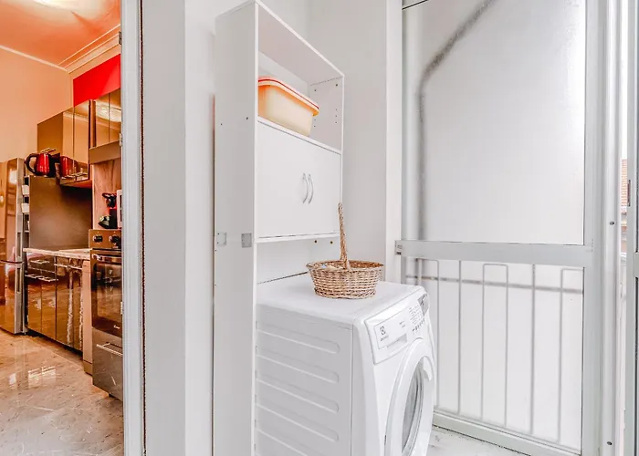 Guesthost - Mm Carducci Comfy With Terrace Torino